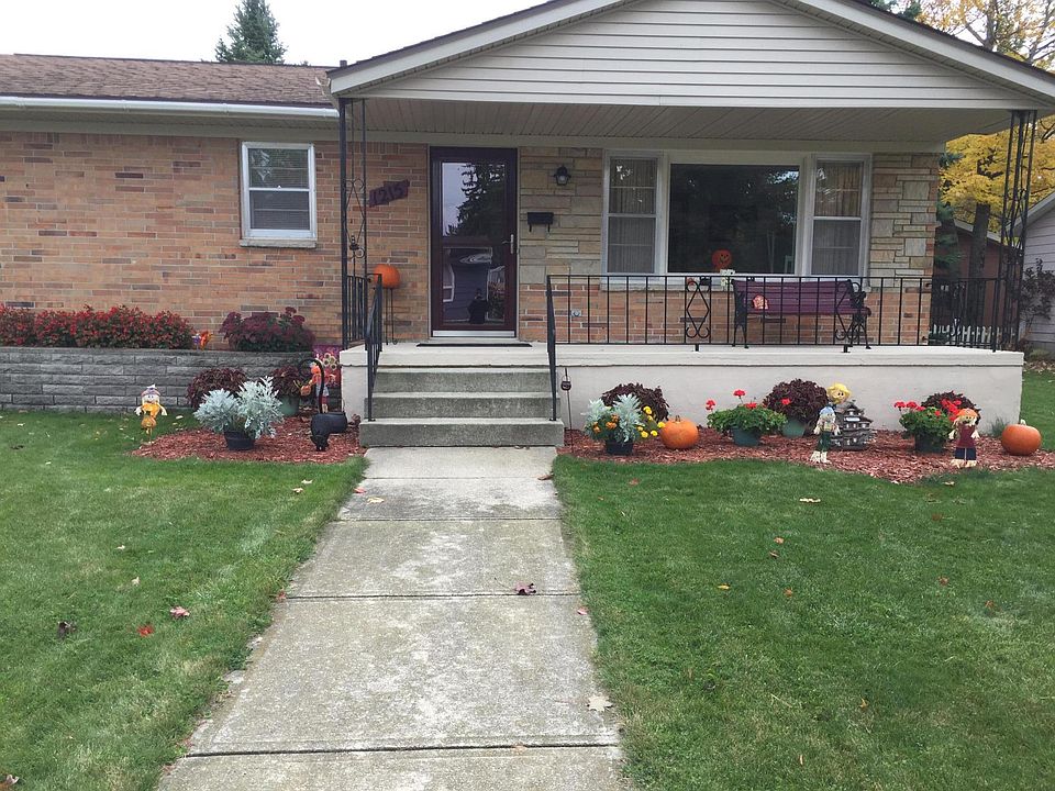 1st image of 1215 Birchwood St