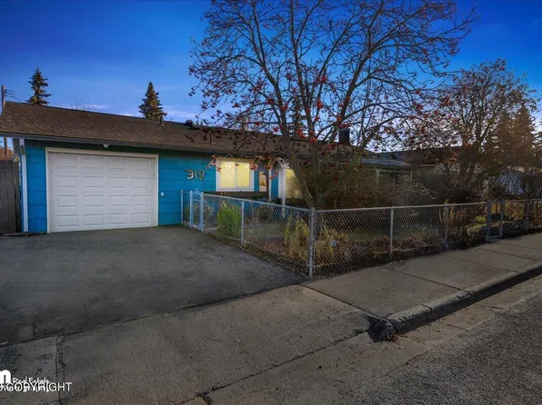 319 Park St, Anchorage, AK 99508