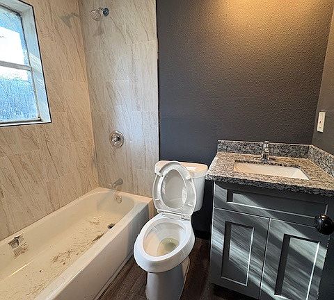 3rd image of 9407 Sandra St #11555337