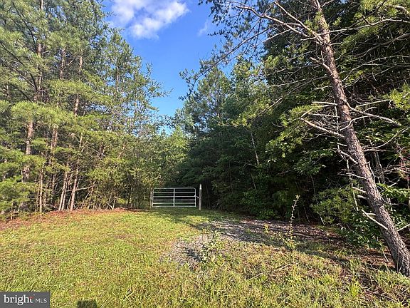 3rd image of 0 Pomona Rd