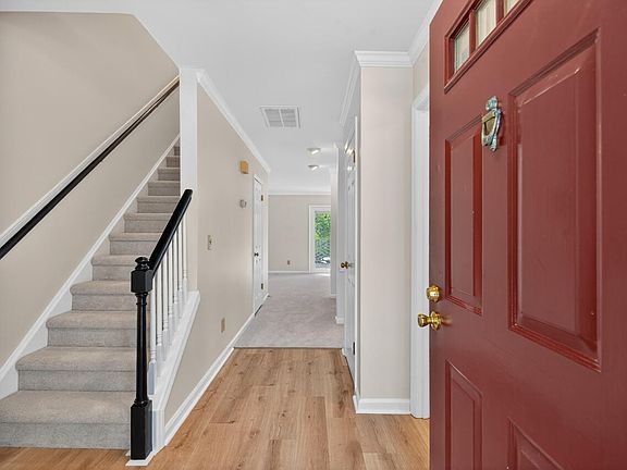 2nd image of 3129 Coachmans Way
