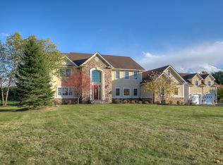 46 Fairmount Road West, Tewksbury, NJ 07830