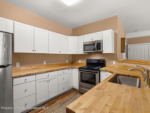 2nd image of 544 River View Dr Unit 601