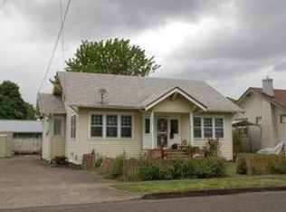 160 E Exeter St, Gladstone, OR 97027