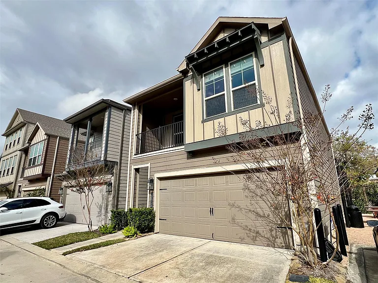10916 Cannes Memorial Dr — Photo 3
