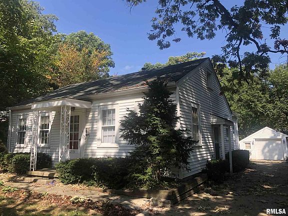 5th image of 1203 E Maywood Ave