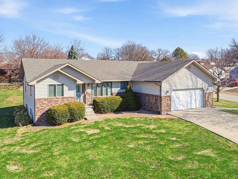 1st image of 118 Sleepy Hollow Dr