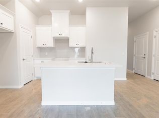 2229 NW 170th St, Edmond, OK 73012