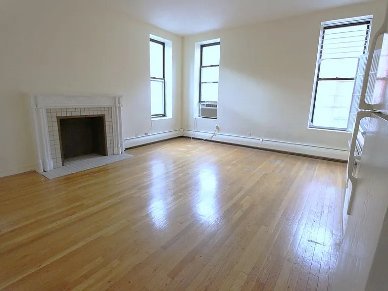 72 W 87th St #3D — Photo 3