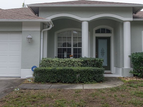 3rd image of 720 Cypress Park Ave
