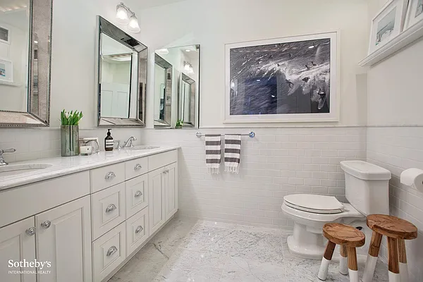 Sold by Sotheby's International Realty | media 7