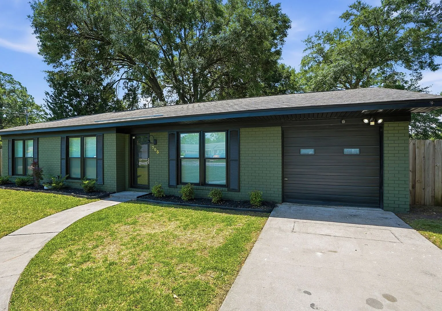 Ranch Home For Lease Near Fort Stewart — Photo 4