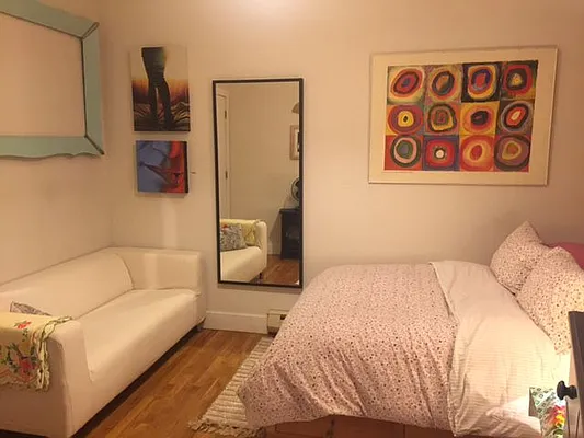Rented by Manhattan Management LLC | media 116