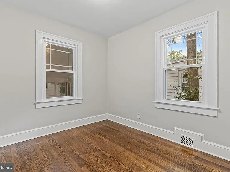 408 S Cleveland St — Photo 18