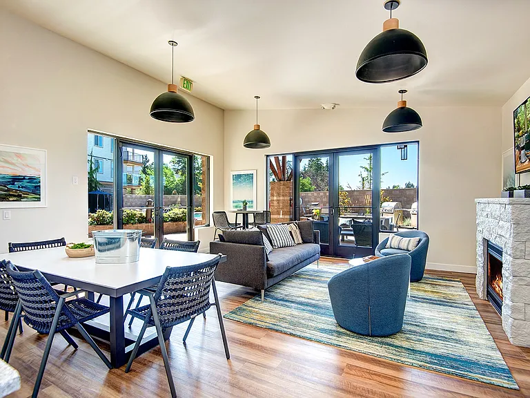 The Pacifica Apartments — Photo 24