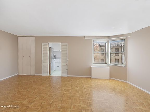 3rd image of 1652 1st Ave #4K