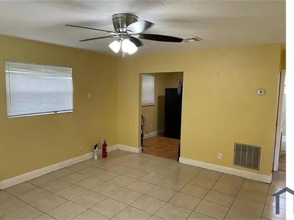 2761 NW 14th Ct #3, Fort Lauderdale, FL 33311
