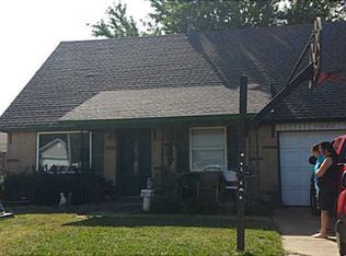 1020 NW 13th St, Moore, OK 73160