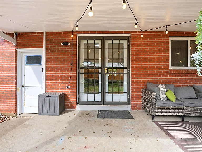 6162 Jellison Way — Photo 45