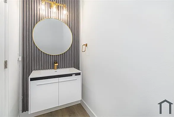 435 Goldsmith Ave — Photo 5