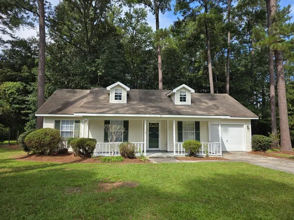 211 Woodbury Ln, Rincon, GA 31326