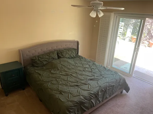 22122 Capistrano Ln, Huntington Beach, CA 92646