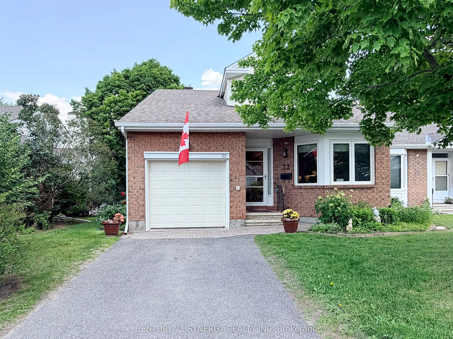 3 bed, $2,800 — Photo 1