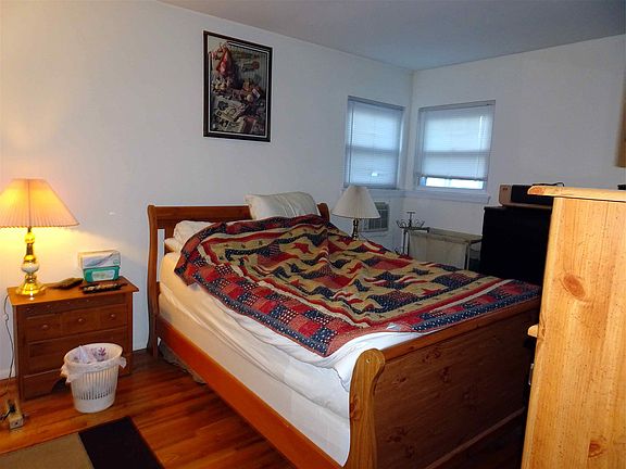 5th image of 638 Barlow Ave