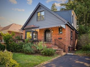 41 Cameron Ave S, Hamilton, ON L8K 2X1