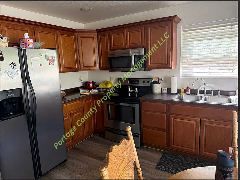 1717 Riverview Dr #3 — Photo 3
