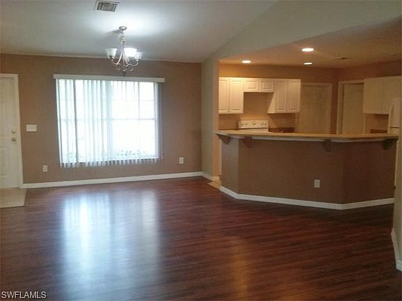 5th image of 1022 Maxwell Ave S