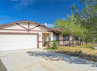 15225 Desert Star Rd, Apple Valley, CA 92307