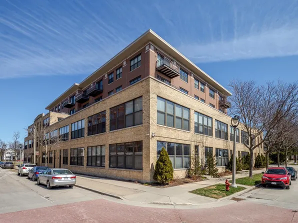 1924 North Hubbard STREET #313, Milwaukee, WI 53212