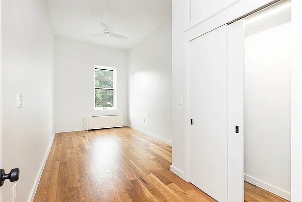 Rented by Bold New York | media 13