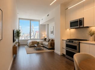515 W 36th St #36J, New York, NY 10018