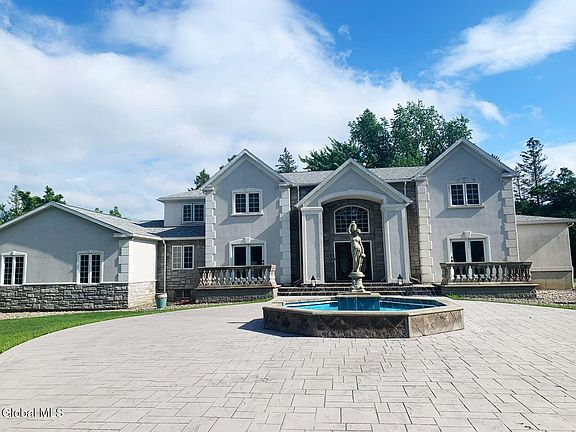 5th image of 2820 Balltown Road