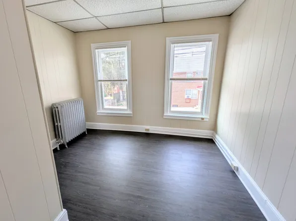 211 N Bedford St APT 3, Carlisle, PA 17013