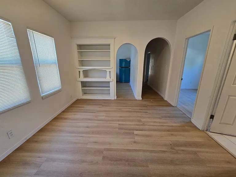 448 2nd St — Photo 3