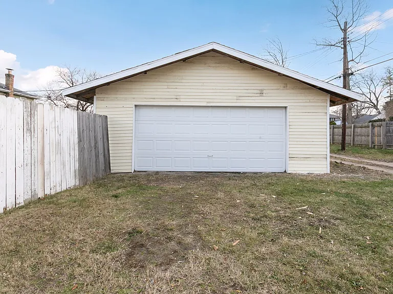 Garage Door entrance.