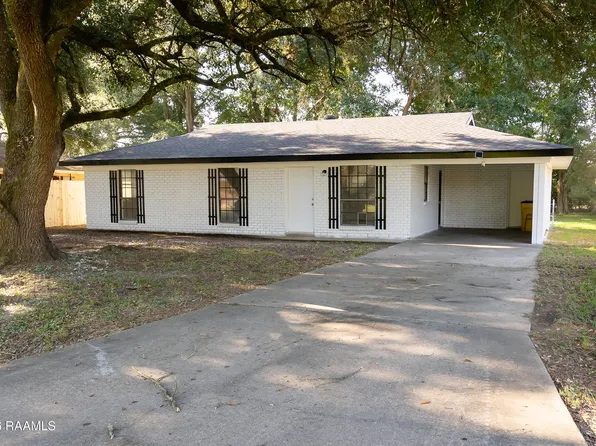 404 Rampart St, Carencro, LA 70520