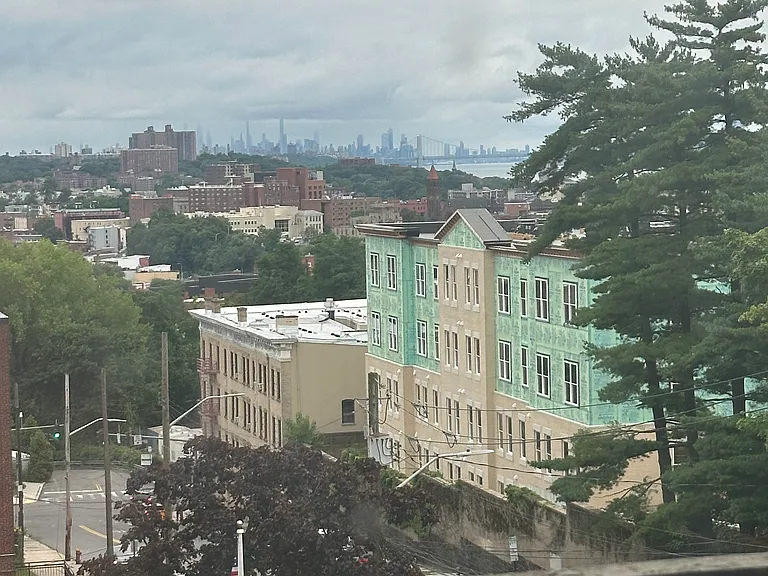 42 Park Ave #45 — Photo 8