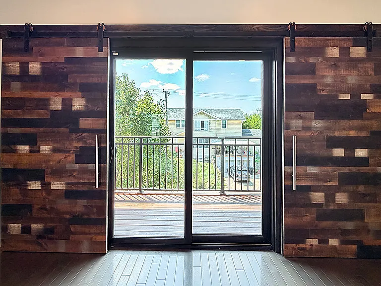 Living Area Access to Front Deck