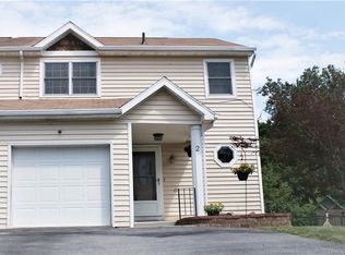 2 Franklin Pl, Washingtonville, NY 10992