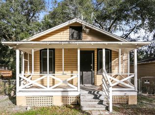 7585 Calvin St, Jacksonville, FL 32208
