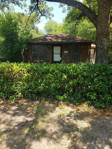 1217 W 31st St Photo 1