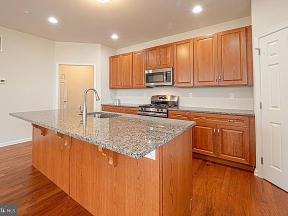 5th image of 415 N Orchard St Lot 113