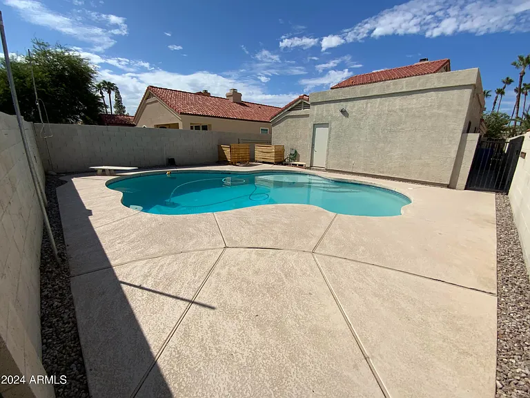 1513 E Mineral Rd — Photo 34