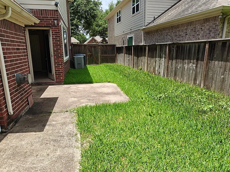 15319 Truslow Point Ln — Photo 27