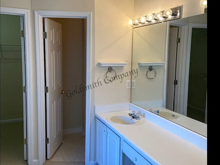 503 Coffield Dr — Photo 7