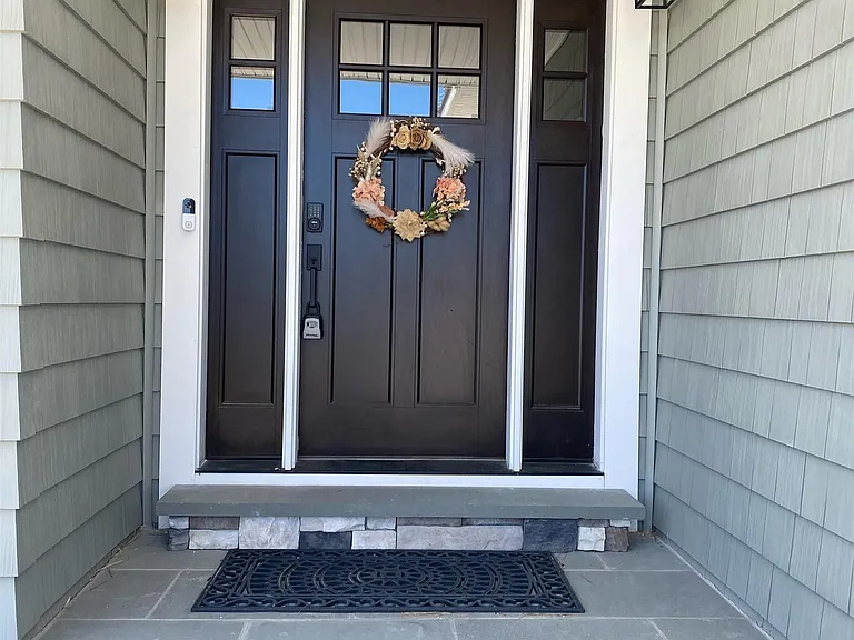 203 E Evans Blvd — Photo 3